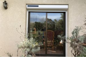 menuisere couton parempuyre volet roulant solaire diapo 02 300x200 - menuisere-couton-parempuyre-volet-roulant-solaire-diapo-02