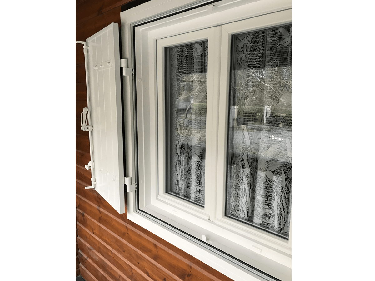 menuiserie patrick couton parempuyre produits services fenetres diapo 02 - Volets Bois PVC Alu