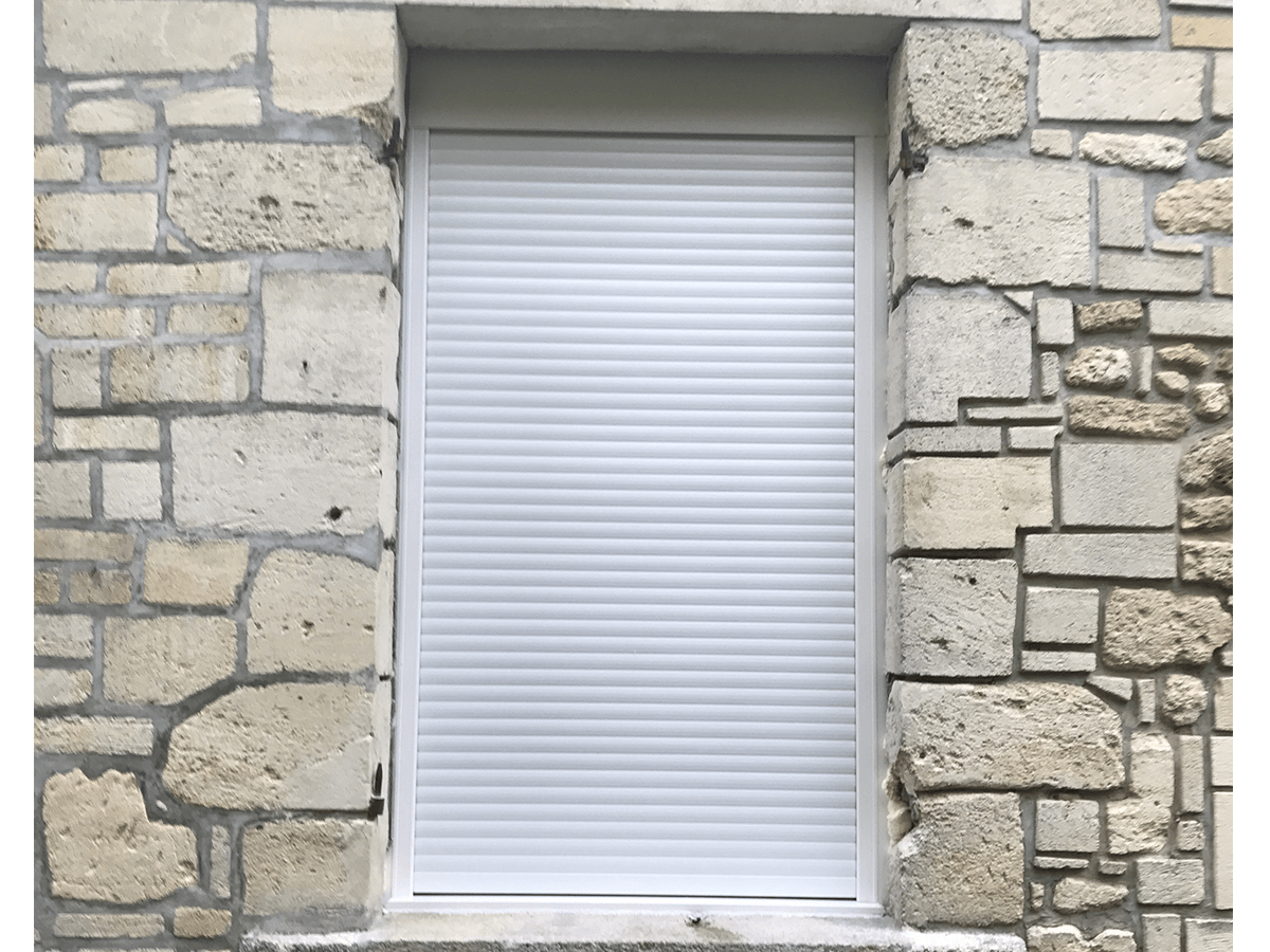 menuiserie patrick couton parempuyre produits services volets diapo 02 - Volets Bois PVC Alu